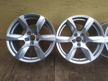 Load image into Gallery viewer, 1x Alufelge 18 Zoll 10.5&quot; 5x112 55ET Glanz Silber 420601025D Audi R8 Rim Wheel