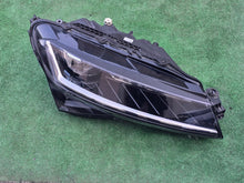 Laden Sie das Bild in den Galerie-Viewer, Frontscheinwerfer Skoda Superb III 3V1941016D Rechts Scheinwerfer Headlight SCH4420101595rm