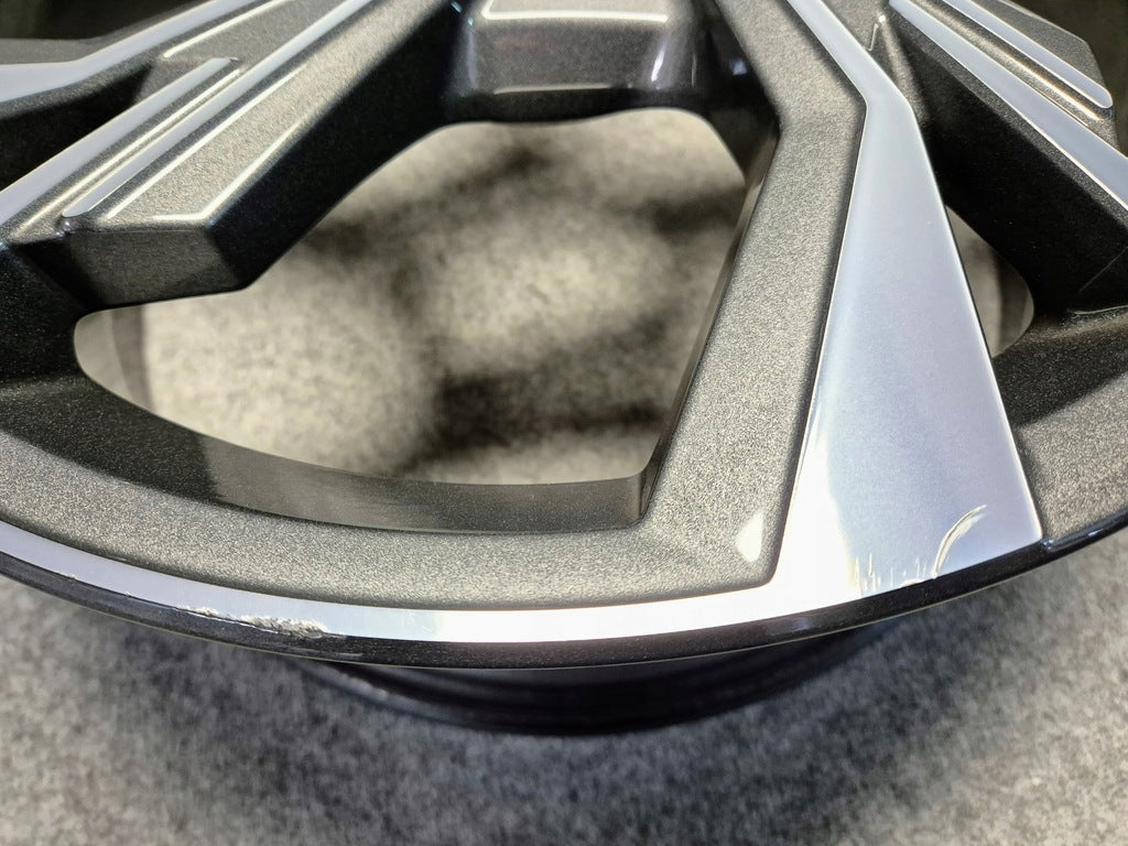 1x Alufelge 18 Zoll 8.0" 5x112 46ET Glanz Graphit 8Y0601025H Audi A3 Mg FEL2754450912ev