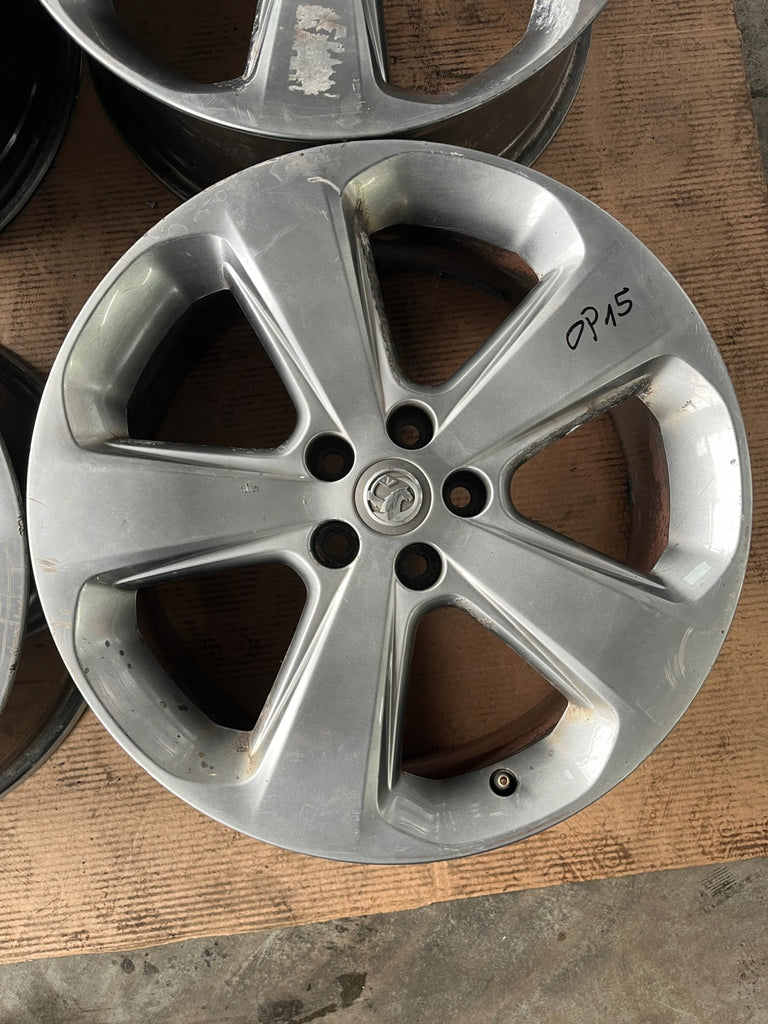 4x Alufelge 18 Zoll 7.0" 5x105 38ET 95181596 Opel X Rim Wheel FEL8672908719ki