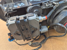Laden Sie das Bild in den Galerie-Viewer, Frontscheinwerfer BMW E39 Xenon Links Scheinwerfer Headlight SCH4929355754ni