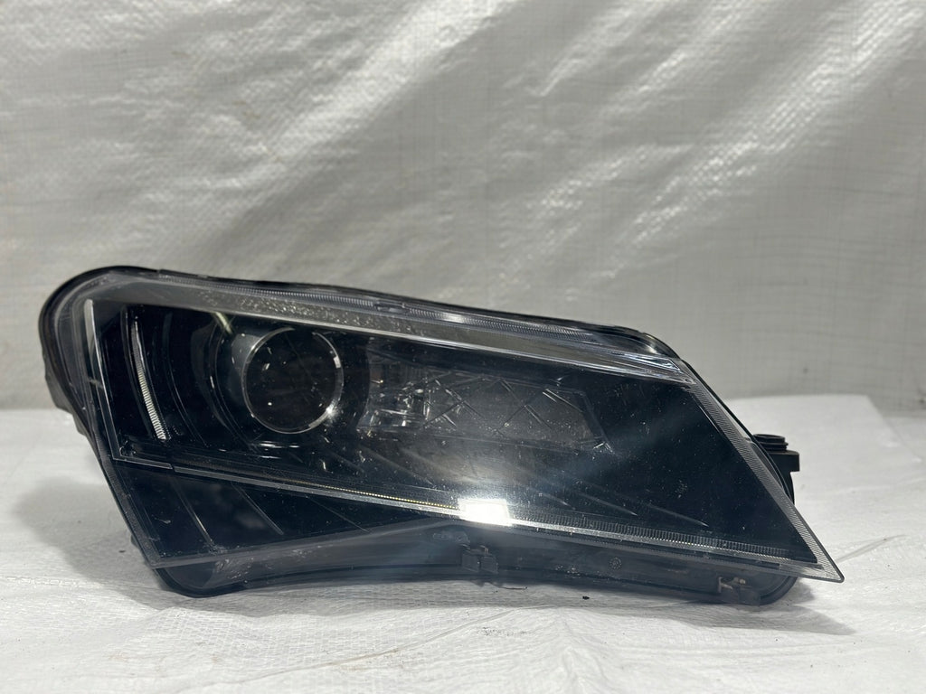Frontscheinwerfer Skoda Superb III 3V1941016B Xenon Rechts Headlight
