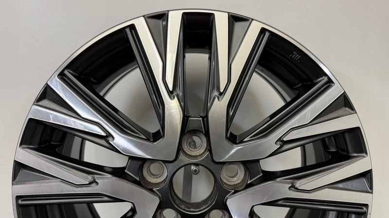 1x Alufelge 17 Zoll 7.0" 5x114.3 50ET Glanz Graphit Mg Corolla Rim Wheel FEL1331585987av