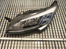 Laden Sie das Bild in den Galerie-Viewer, Frontscheinwerfer Opel Movano C 00468622900 Links Scheinwerfer Headlight SCH4702420117hl