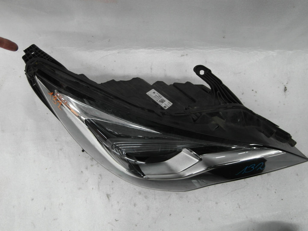 Frontscheinwerfer Opel Astra 39055746 Rechts Scheinwerfer Headlight SCH5199910002et