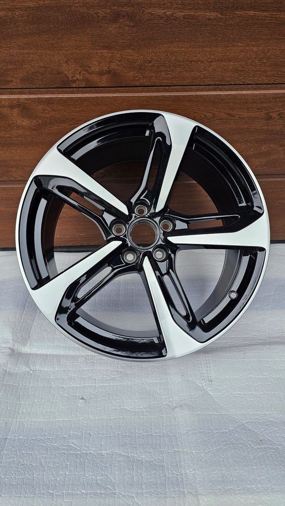1x Alufelge 19 Zoll 9.0" 5x112 52ET Glanz Schwarz 8S0601025BD Audi Tt Rim Wheel FEL5777511595ln