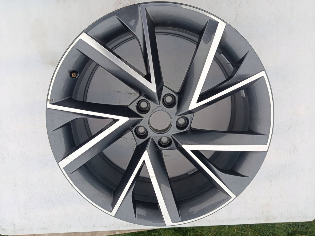 1x Alufelge 19 Zoll 3V0601025AP Skoda Superb I Rim Wheel FEL4864064306di