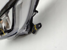 Load image into Gallery viewer, Frontscheinwerfer Toyota Yaris EUK0-8 LED FALSE Scheinwerfer Headlight SCH5331794259zf