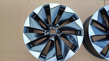 Laden Sie das Bild in den Galerie-Viewer, 1x Alufelge 21 Zoll 8.5&quot; 5x112 5LA601025BM 5LA-601-025BM Skoda Enyaq Rim Wheel