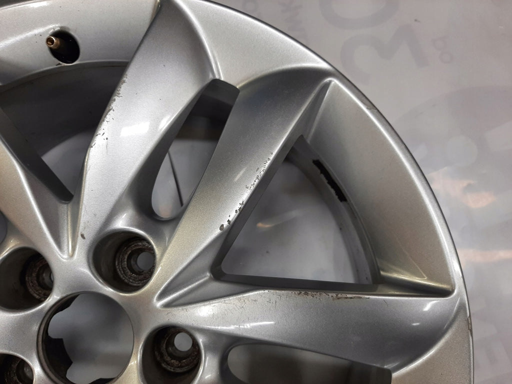 1x Alufelge 17 Zoll 7.0" 5x108 46ET Glanz Silber 9671401380 Peugeot 508