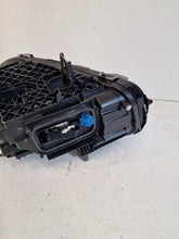 Laden Sie das Bild in den Galerie-Viewer, Frontscheinwerfer Mercedes-Benz W247 A2479068405 LED Rechts Headlight SCH7097242119qv