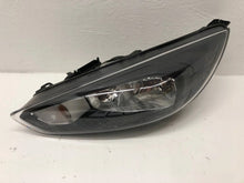 Laden Sie das Bild in den Galerie-Viewer, Frontscheinwerfer Ford Focus F1EB13W030PD Links Scheinwerfer Headlight SCH3952303208as