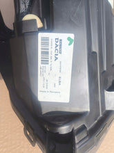 Laden Sie das Bild in den Galerie-Viewer, Frontscheinwerfer Dacia Sandero III Jogger 668846759 Full LED Rechts Headlight