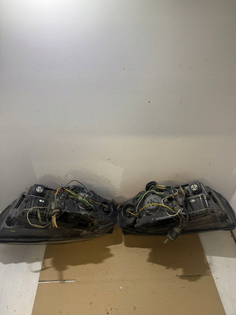 Frontscheinwerfer Audi A4 B6 Ein Satz Scheinwerfer Headlight SCH8702280319ws