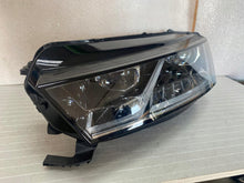 Laden Sie das Bild in den Galerie-Viewer, Frontscheinwerfer Skoda Octavia 5E4941015A LED Links Scheinwerfer Headlight SCH3493177811vs