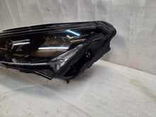 Laden Sie das Bild in den Galerie-Viewer, Frontscheinwerfer Skoda Enyaq IV 5LB941015B LED Links Scheinwerfer Headlight SCH9806990924ut