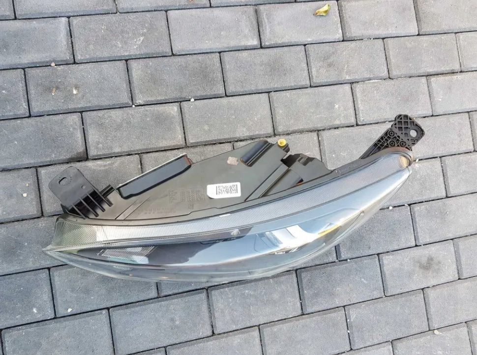 Frontscheinwerfer Ford Focus JX7B-13E015-CE FALSE Scheinwerfer Headlight SCH3510660759je