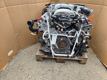 Load image into Gallery viewer, Motor Audi BXA 5.2 435PS 320kW 129TKm 2007 Benzin Engine Komplett MOT2658941719mo