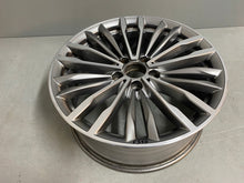 Laden Sie das Bild in den Galerie-Viewer, 1x Alufelge 19 Zoll 8.0" 5x120 36ET Glanz Grau 6877136 BMW 3 F30 F31 Mg FEL4582668986yy