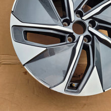 Load image into Gallery viewer, 1x Alufelge 19 Zoll 8.0" 5x112 11A601025M VW Rim Wheel FEL4740522494js