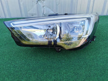 Laden Sie das Bild in den Galerie-Viewer, Frontscheinwerfer Opel Crossland X 13467967 Links Scheinwerfer Headlight SCH7725268668fy
