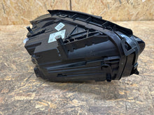 Laden Sie das Bild in den Galerie-Viewer, Frontscheinwerfer Mercedes-Benz W247 A2479065107 Links Scheinwerfer Headlight SCH5127160782pf