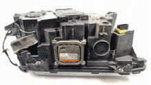 Laden Sie das Bild in den Galerie-Viewer, Frontscheinwerfer Volvo II 22239244 Rechts Scheinwerfer Headlight SCH3381999409gd