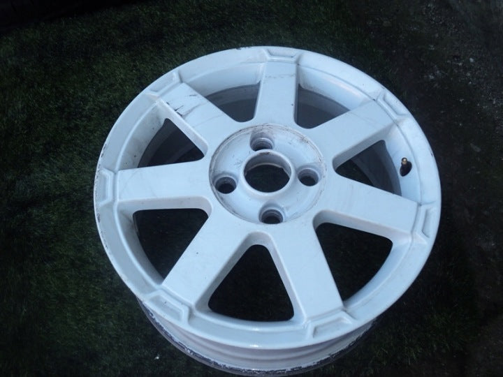 1x Alufelge 16 Zoll 6.5" 4x108 52 5ET Glanz Weiß Ford Rim Wheel FEL6624315372ux