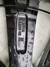 Load image into Gallery viewer, 1x Alufelge 19 Zoll 9.0&quot; 5x108 53ET 31680217 Polestar 1 Rim Wheel