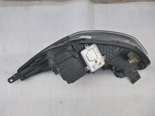Load image into Gallery viewer, Frontscheinwerfer Kia Sportage IV Xenon Rechts Scheinwerfer Headlight SCH7418552177si