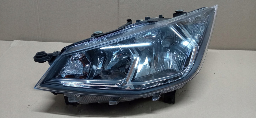 Frontscheinwerfer Seat Ibiza 6F1941005B 90120768 Links Scheinwerfer Headlight