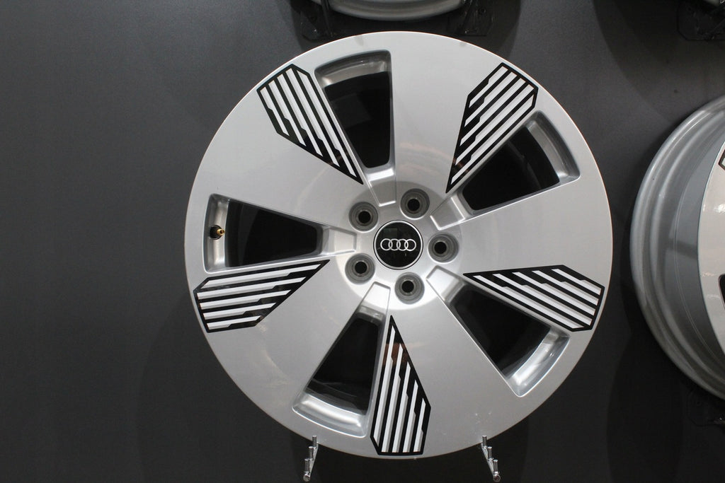 4x Alufelge 19 Zoll 8.0" 5x112 34ET Glanz Silber 4KE601025L Audi E-Tron