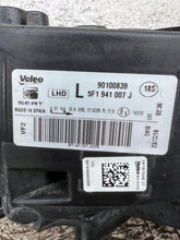 Load image into Gallery viewer, Frontscheinwerfer Seat Leon 5F1941007J LED Links Scheinwerfer Headlight