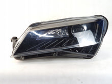 Laden Sie das Bild in den Galerie-Viewer, Frontscheinwerfer Skoda Superb III 3V1941015A Xenon Links Scheinwerfer Headlight