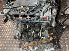 Load image into Gallery viewer, Motor Toyota V I A25A92CG 2.5 18TKm 2021 Benzin Engine Komplett