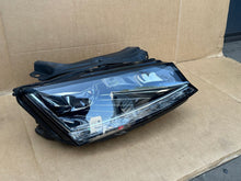 Laden Sie das Bild in den Galerie-Viewer, Frontscheinwerfer Skoda Fabia III 6V1941016F Rechts Scheinwerfer Headlight SCH5837875724lf