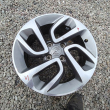 Laden Sie das Bild in den Galerie-Viewer, 1x Alufelge 16 Zoll 6.5" 4x108 20ET Glanz Silber Opel Crossland X Rim Wheel FEL2734841676dm