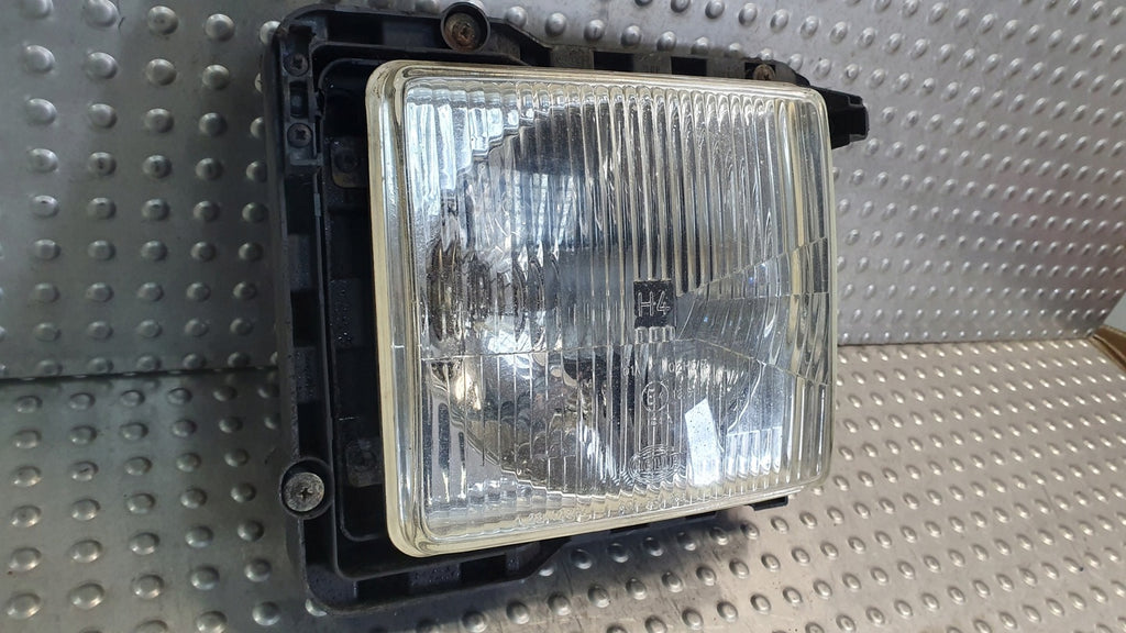 Frontscheinwerfer Mercedes-Benz MB100 Rechts Scheinwerfer Headlight SCH9946322281ja