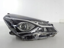 Laden Sie das Bild in den Galerie-Viewer, Frontscheinwerfer Toyota Yaris PJT14879 Rechts Scheinwerfer Headlight SCH6490704177kc
