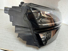 Laden Sie das Bild in den Galerie-Viewer, Frontscheinwerfer Skoda Karoq 57B941016D Full LED Rechts Scheinwerfer Headlight SCH2489969566ap