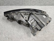 Laden Sie das Bild in den Galerie-Viewer, Frontscheinwerfer Audi A3 8V0941006E Xenon Rechts Scheinwerfer Headlight SCH3427515400yt