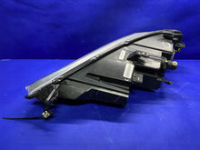Laden Sie das Bild in den Galerie-Viewer, Frontscheinwerfer Tesla Model S 6005907 Rechts Scheinwerfer Headlight