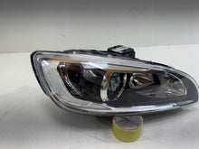 Laden Sie das Bild in den Galerie-Viewer, Frontscheinwerfer Volvo V60 I 31698825 Xenon Rechts Scheinwerfer Headlight SCH7443457778jf
