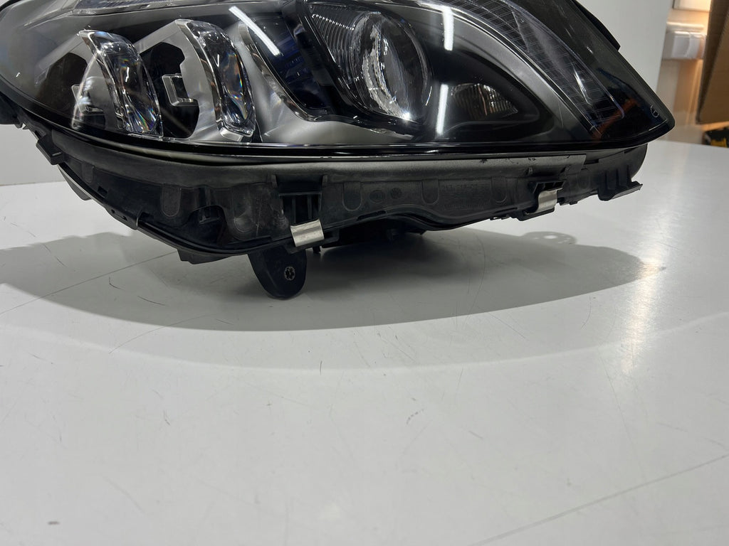 Frontscheinwerfer Mercedes-Benz W205 A205 A2059061606 A2059061606KZ LED Rechts SCH2972237589os