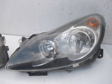Laden Sie das Bild in den Galerie-Viewer, Frontscheinwerfer Opel Corsa D 13217453 13217454 Ein Satz Scheinwerfer Headlight SCH4410730203ru