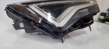 Laden Sie das Bild in den Galerie-Viewer, Frontscheinwerfer Seat Ateca 576941032B Rechts Scheinwerfer Headlight