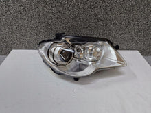 Laden Sie das Bild in den Galerie-Viewer, Frontscheinwerfer VW Touran 1T1941754A Rechts Scheinwerfer Headlight SCH6099951444gc