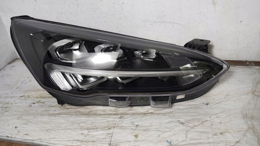 Frontscheinwerfer Ford Focus MX7B-13E014-EB LED Rechts Scheinwerfer Headlight