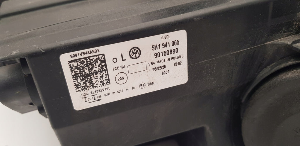 Frontscheinwerfer VW Golf VIII 5H1941006 5H1941005 LED Rechts oder Links SCH1027724625hc