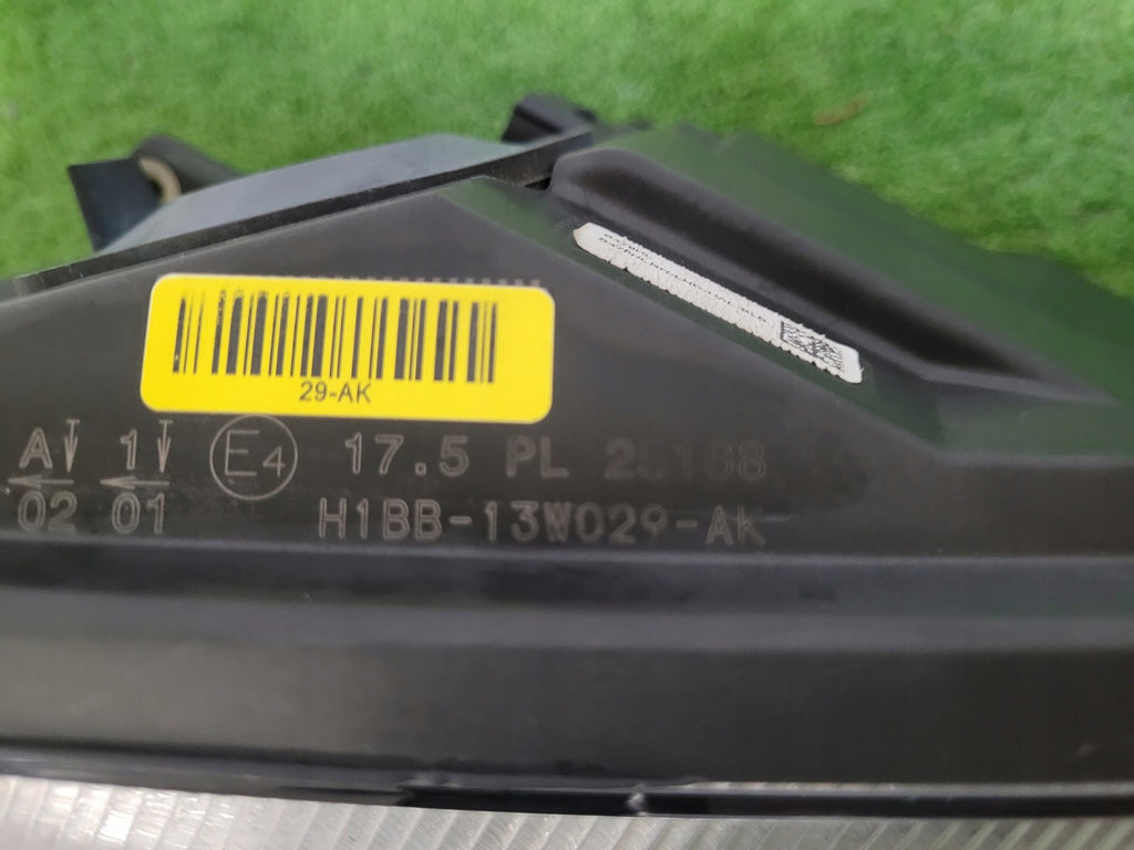 Frontscheinwerfer Ford Fiesta H1BB13W029AK Rechts Scheinwerfer Headlight SCH9517300405uu